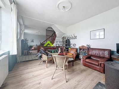 Propriété - 230 m² - 7 pièces