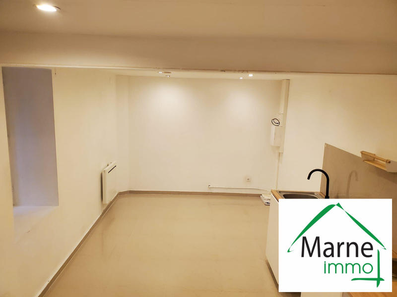 Appartement - 100 m² - 5 pièces