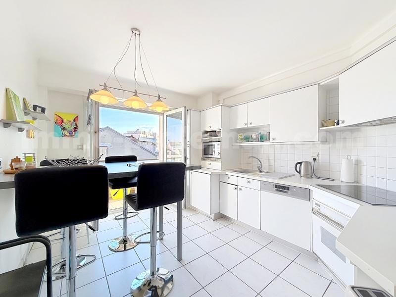 Appartement - 86 m² - 4 pièces