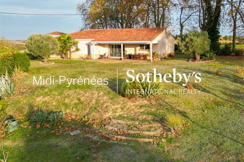 Maison - 125 m² - 5 pièces