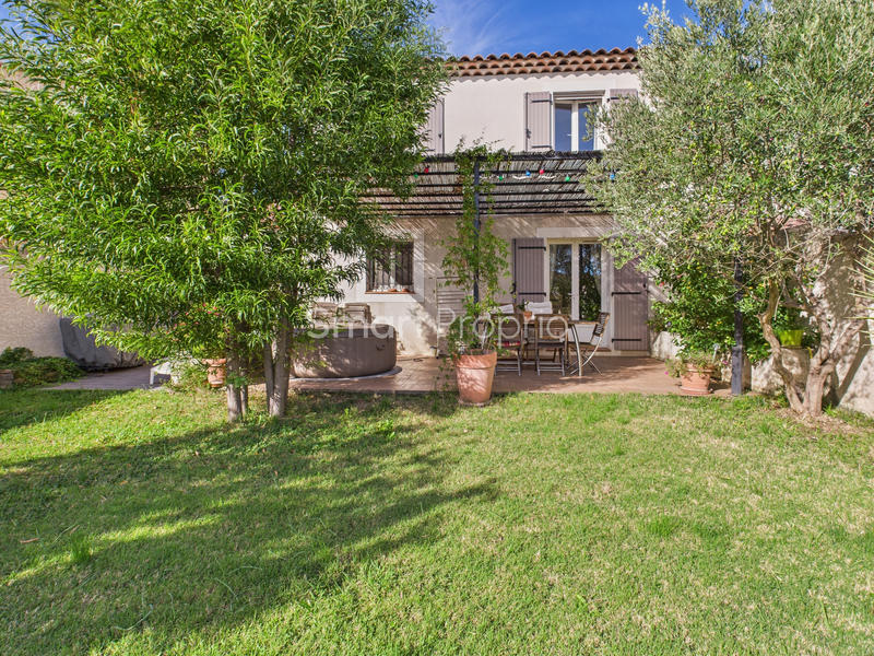 Villa - 105 m² - 5 pièces