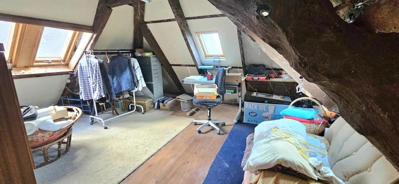 Maison - 183 m² - 9 pièces