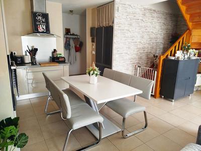 Maison - 79 m² - 4 pièces