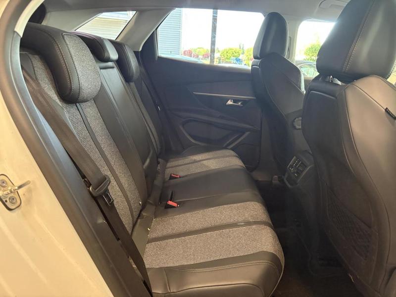 Peugeot 3008 1.2i Pt 12v - 130 Bv Eat8 II Allure Phase 1 / Garantie 12 Mois