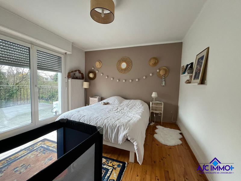 Maison - 135 m² - 6 pièces