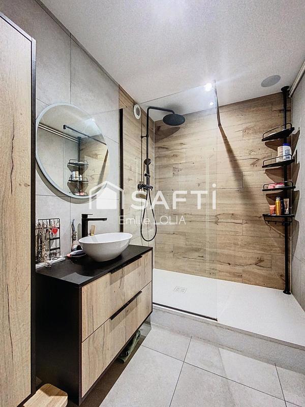 Appartement - 77 m² - 3 pièces