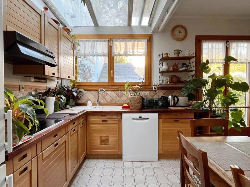 Maison - 140 m² - 7 pièces