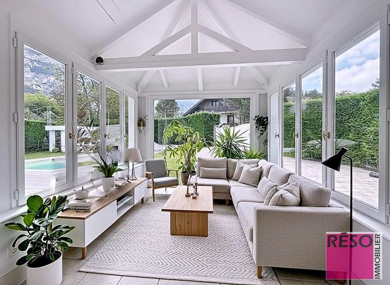 Maison - 167 m² - 5 pièces