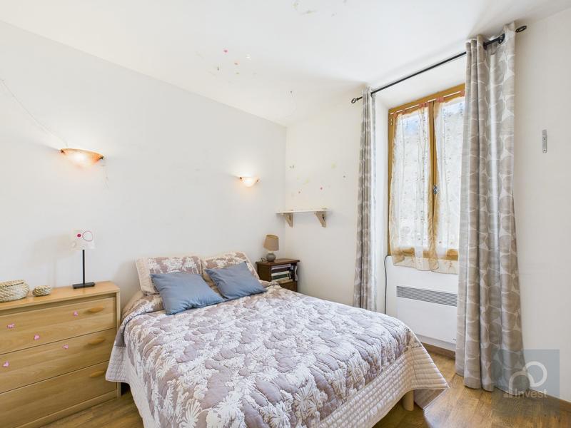 Maison traditionnelle - 105 m² - 5 pièces