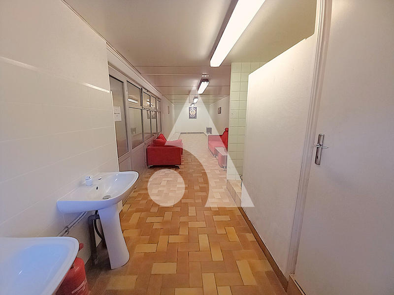 Local commercial - 435 m²