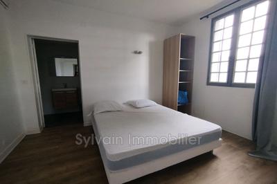 Maison - 220 m² - 9 pièces