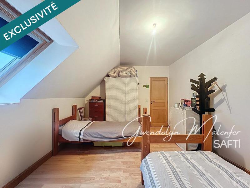 Maison - 225 m² - 8 pièces