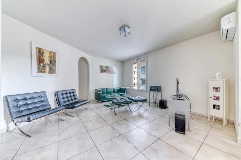 Appartement - 89 m² - 4 pièces