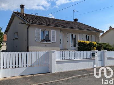 Maison - 149 m² - 6 pièces