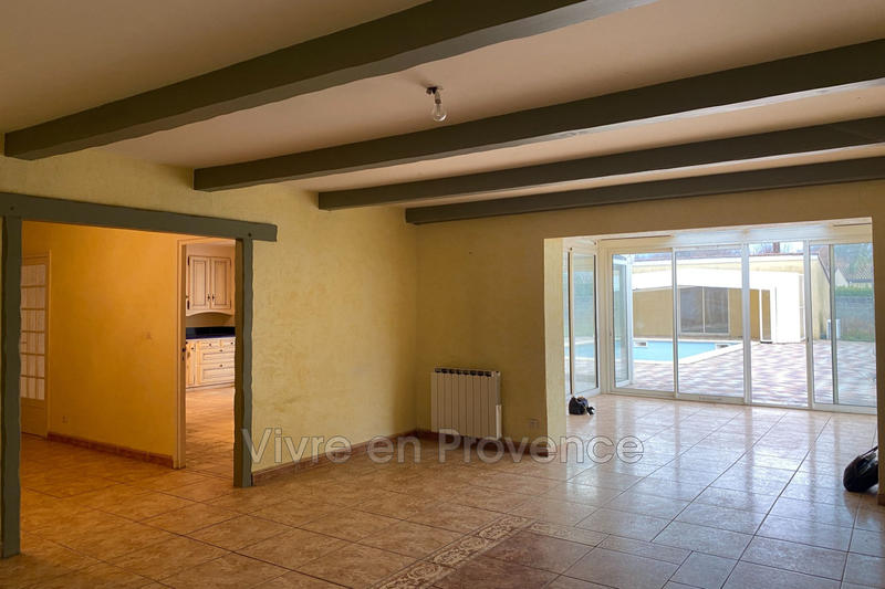 Villa - 220 m² - 7 pièces