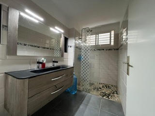 Appartement - 98 m² - 4 pièces