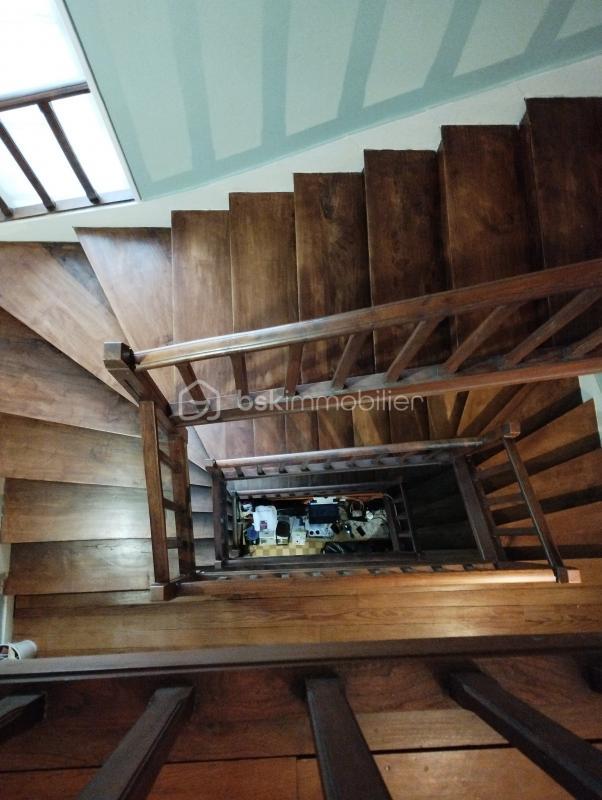 Immeuble - 292 m² - 9 pièces