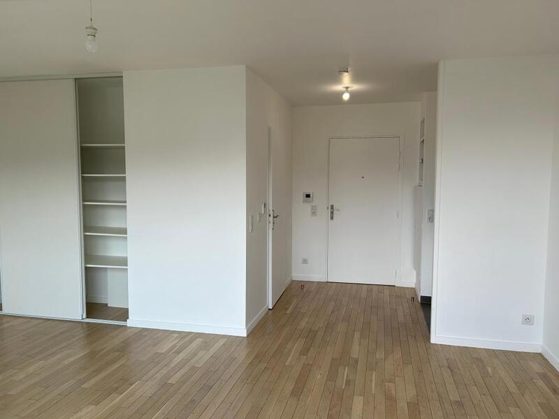 Studio - 32 m² - 1 pièce