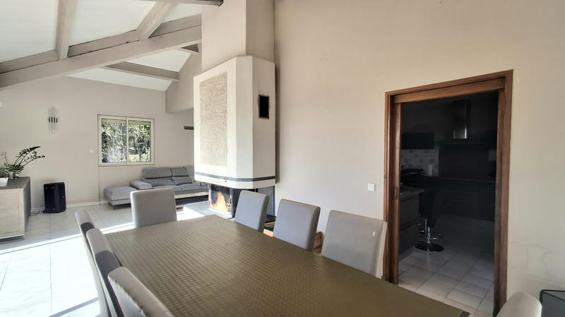 Maison - 175 m² - 6 pièces