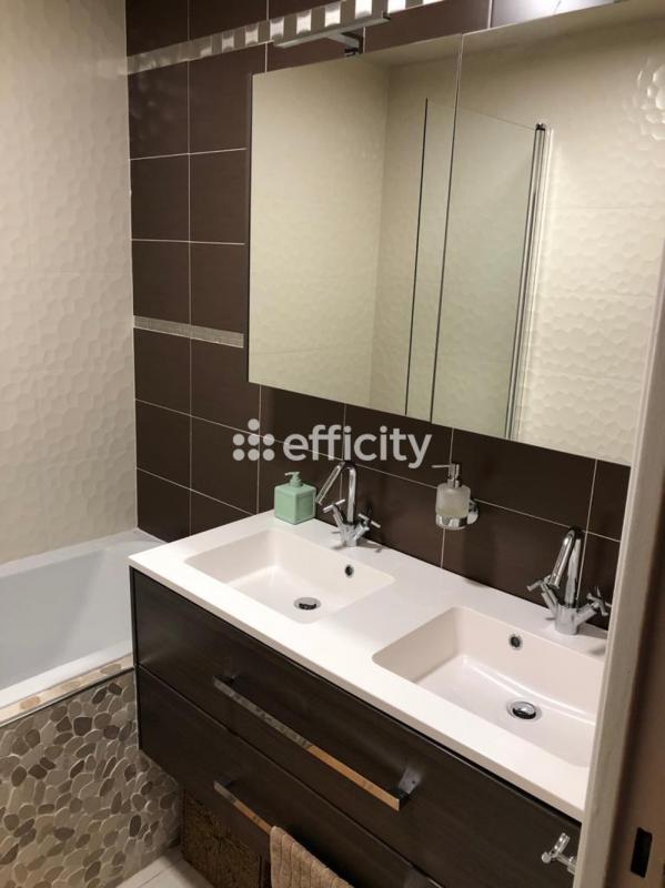 Appartement - 75 m² - 3 pièces