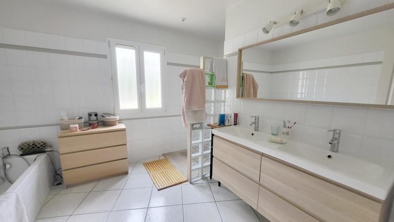 Villa - 120 m² - 5 pièces