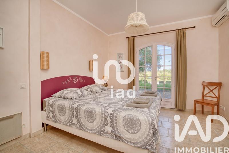 Maison - 250 m² - 6 pièces