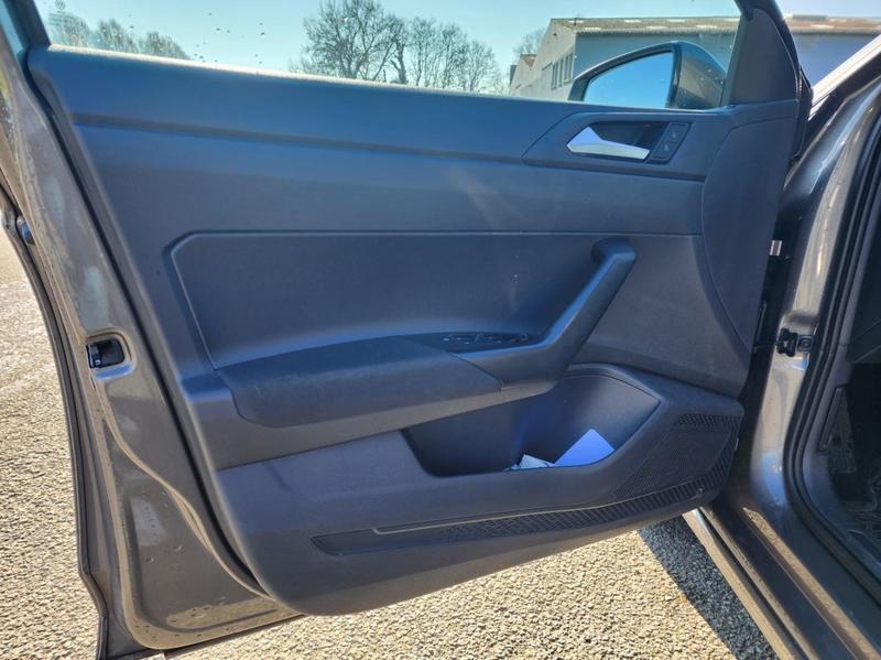 Volkswagen Polo VI 1.0 Tsi 80 Edition