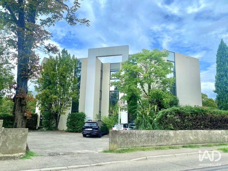 Local commercial - 97 m²