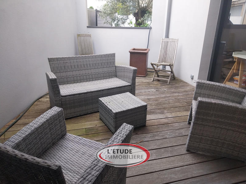 Maison - 201 m² - 7 pièces