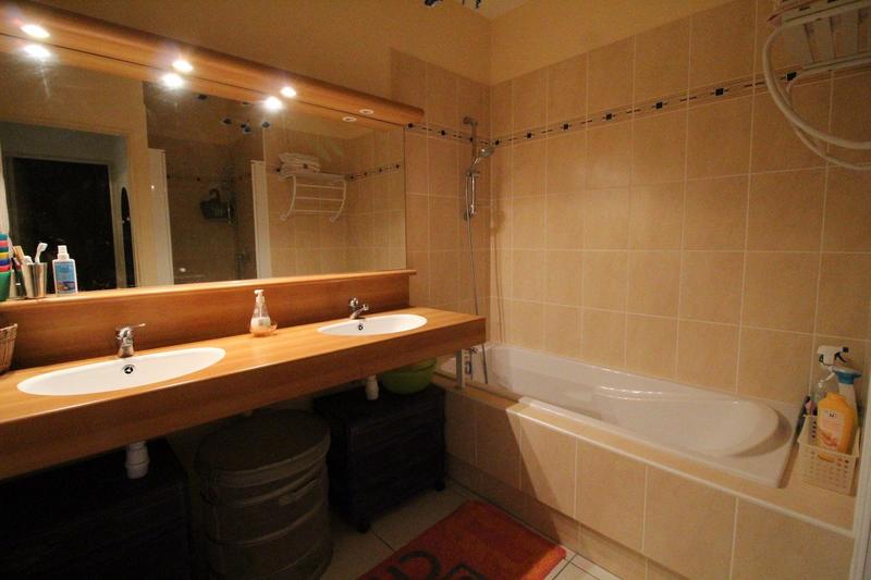 Appartement - 100 m² - 4 pièces