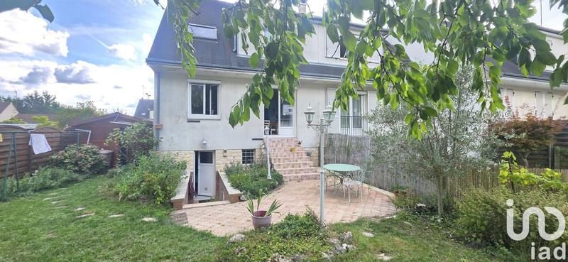 Maison - 95 m² - 4 pièces