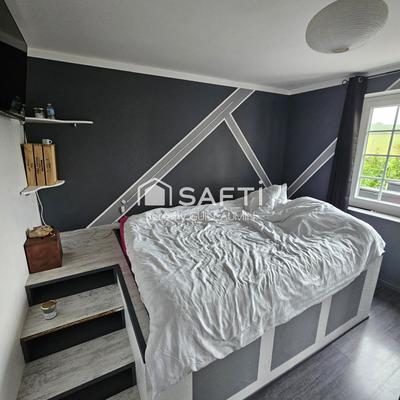 Maison - 150 m² - 7 pièces