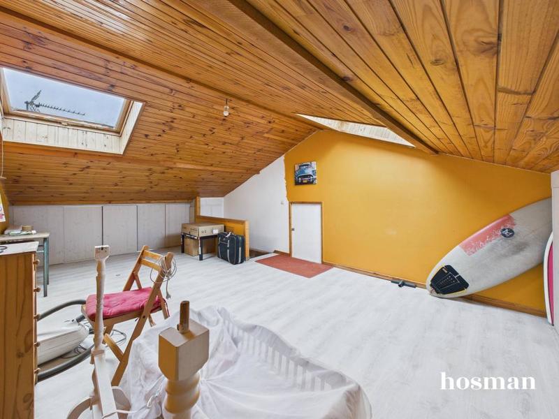 Maison - 107 m² - 6 pièces