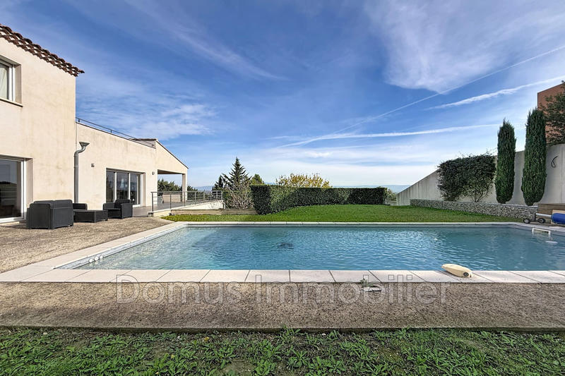 Maison - 165 m² - 7 pièces