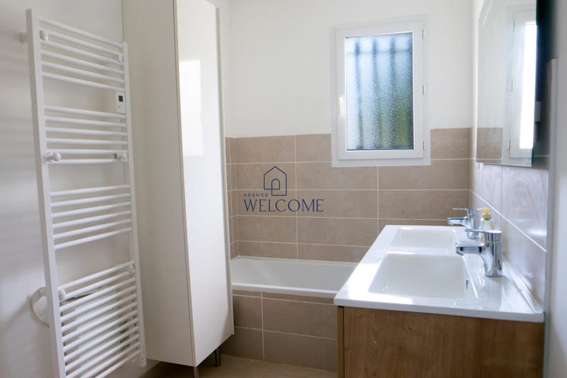 Maison - 91 m² - 5 pièces