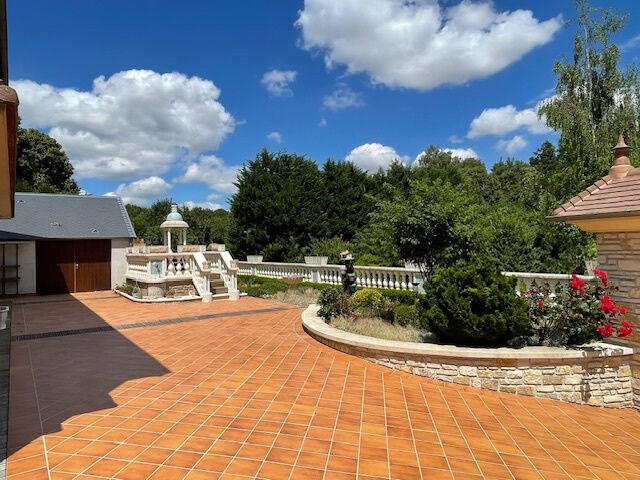 Maison - 174 m² - 6 pièces