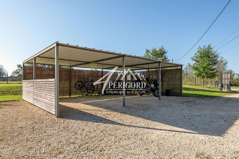 Maison contemporaine - 160 m² - 6 pièces