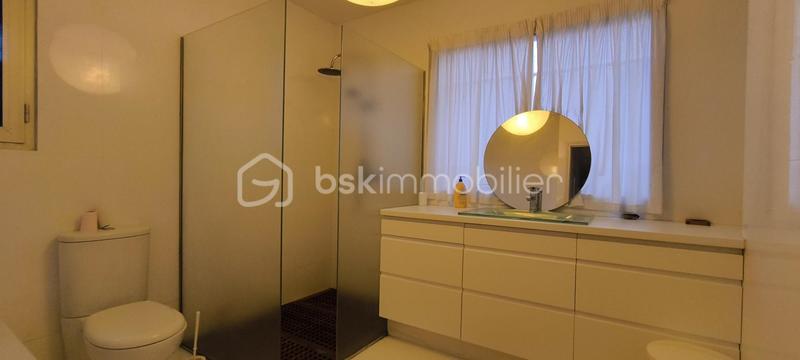 Propriété - 127 m² - 4 pièces