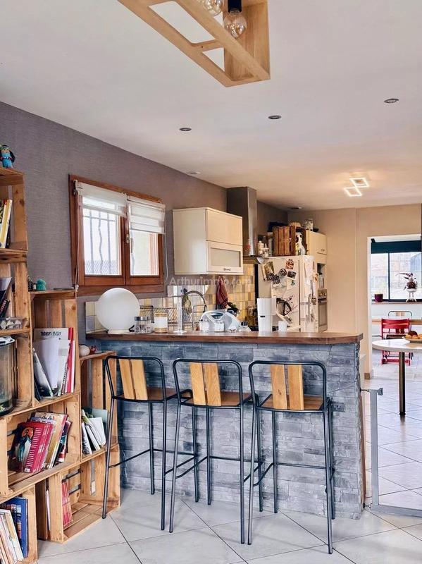 Maison - 170 m² - 6 pièces