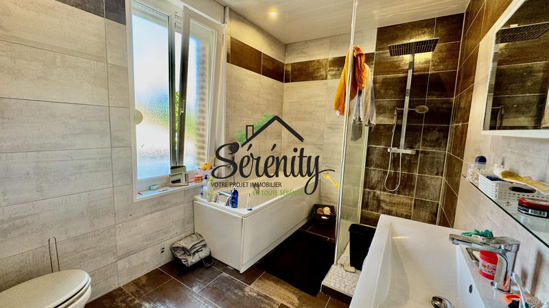 Maison ancienne - 195 m² - 10 pièces