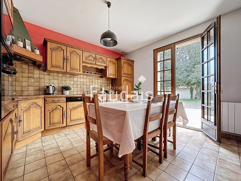 Maison - 100 m² - 5 pièces