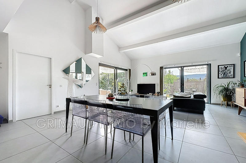 Villa - 168 m² - 5 pièces