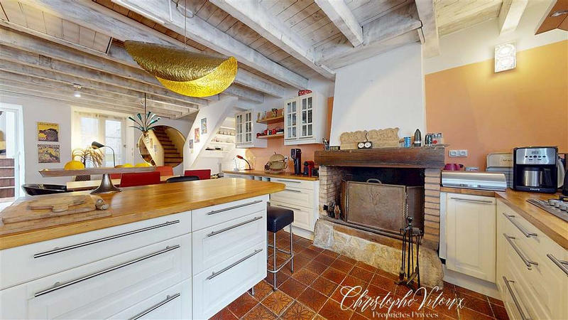 Maison - 167 m² - 6 pièces