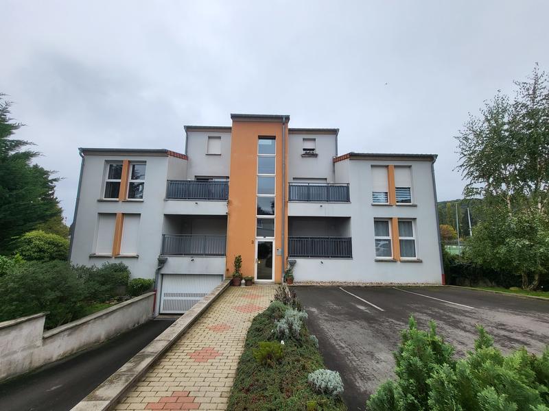 Appartement - 85 m² - 3 pièces