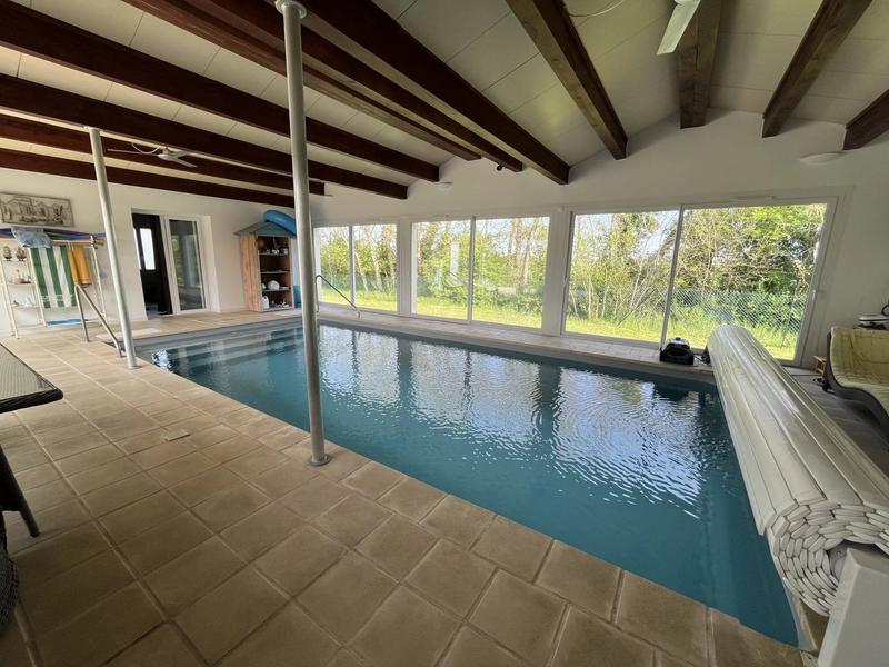 Maison - 203 m² - 7 pièces