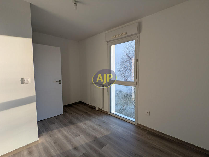Appartement - 81 m² - 4 pièces
