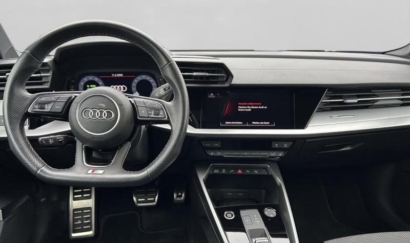 Audi A3 sportback 45 TFSIe 245 s-Line Hybride Rechargeable / B&amp;O Regulateur de Distance Janntes 18