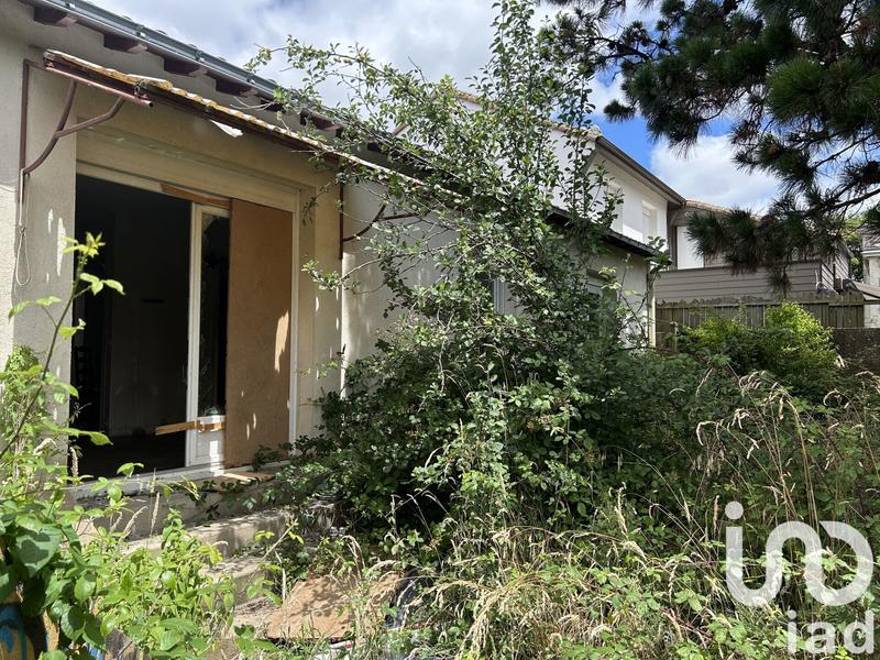 Maison - 98 m² - 4 pièces