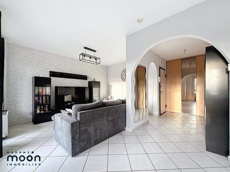 Appartement - 77 m² - 4 pièces