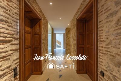 Maison de maîtres - 446 m² - 15 pièces